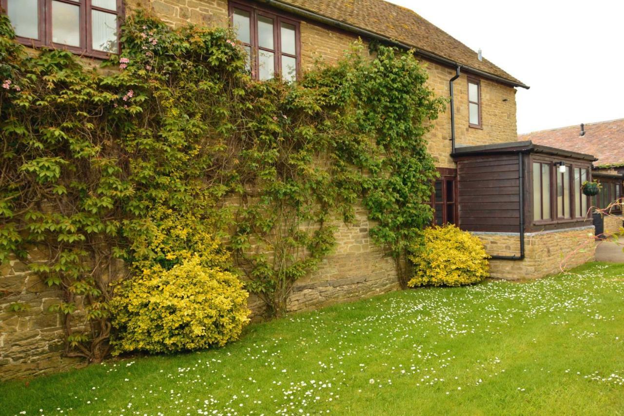 Upper Onibury Cottages Eksteriør bilde